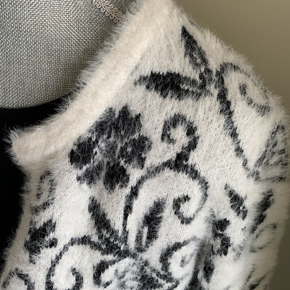 Baciano cardigan - Picture 3 of 13